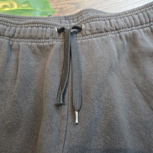 Adidas Joggers - Picture 5 of 11